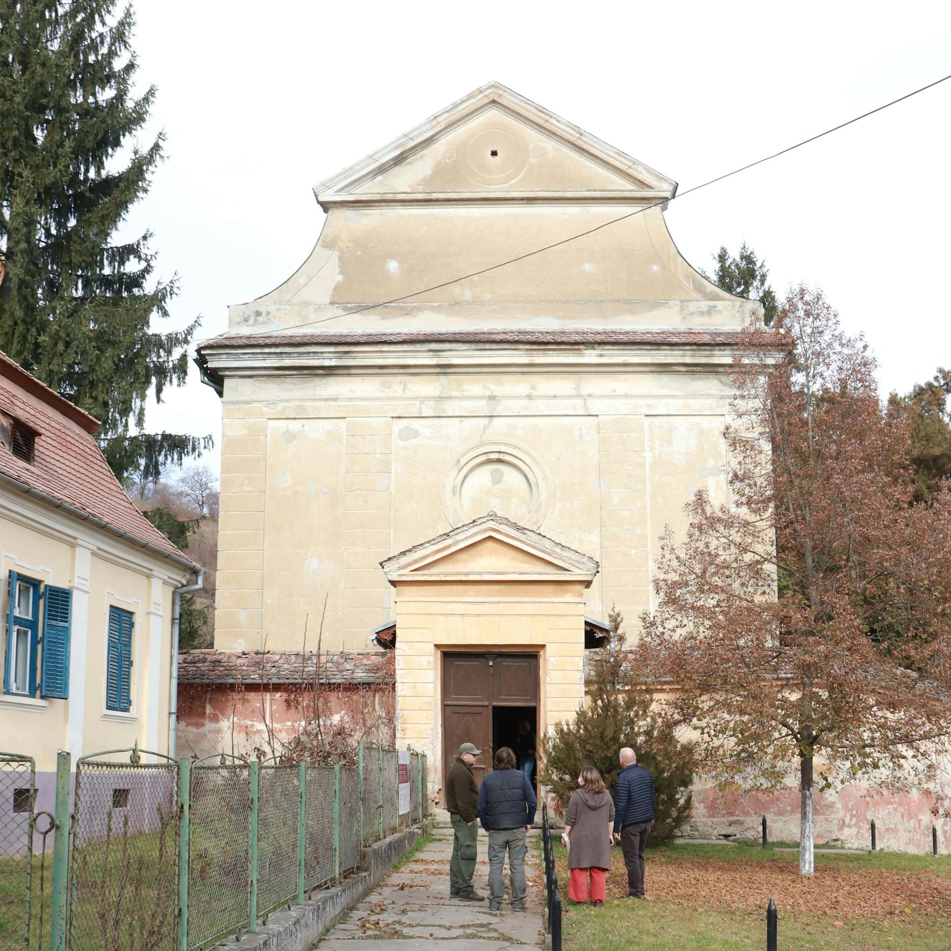Das Dach der Evanghelischen Kirche aus Lasseln
